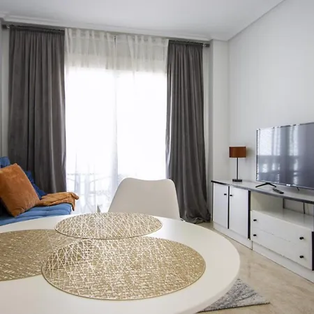 Pedro Lorca Id60 アパート *